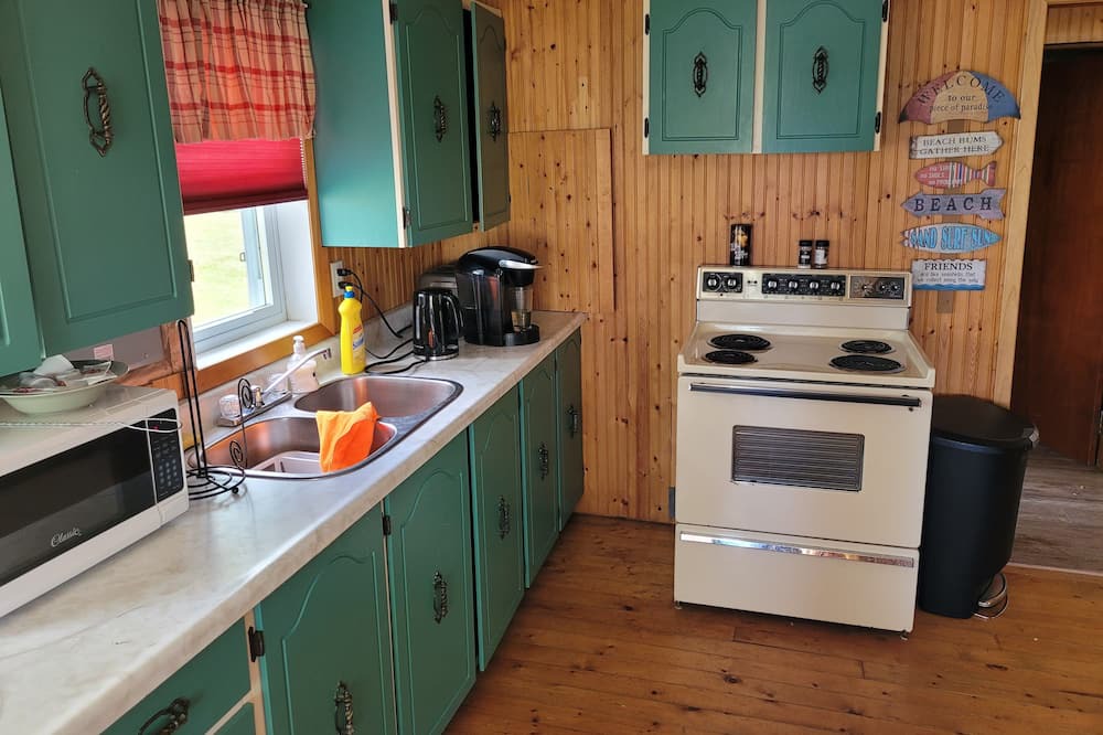 Photo of Kitchen in Manitoulin District