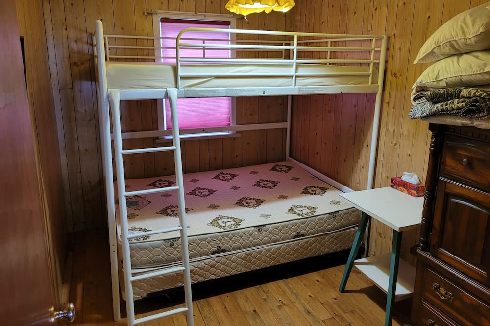 Photo of Bedroom in Manitoulin District