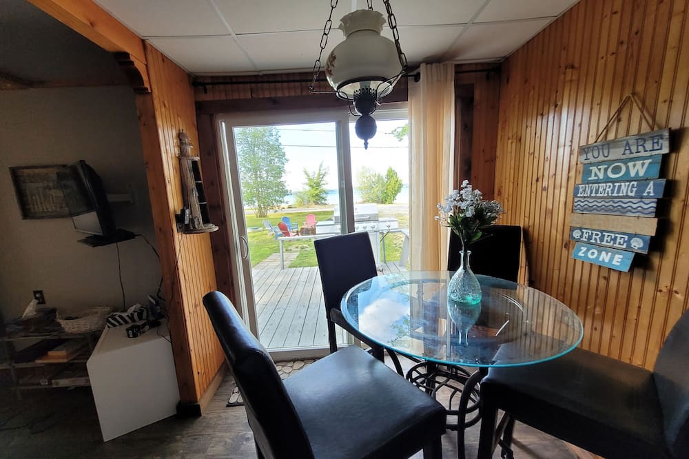 Photo of Kitchen in Manitoulin District