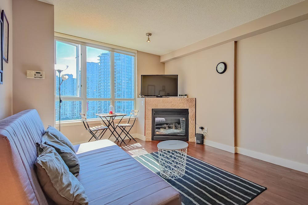Photo of Bedroom in Crosstown