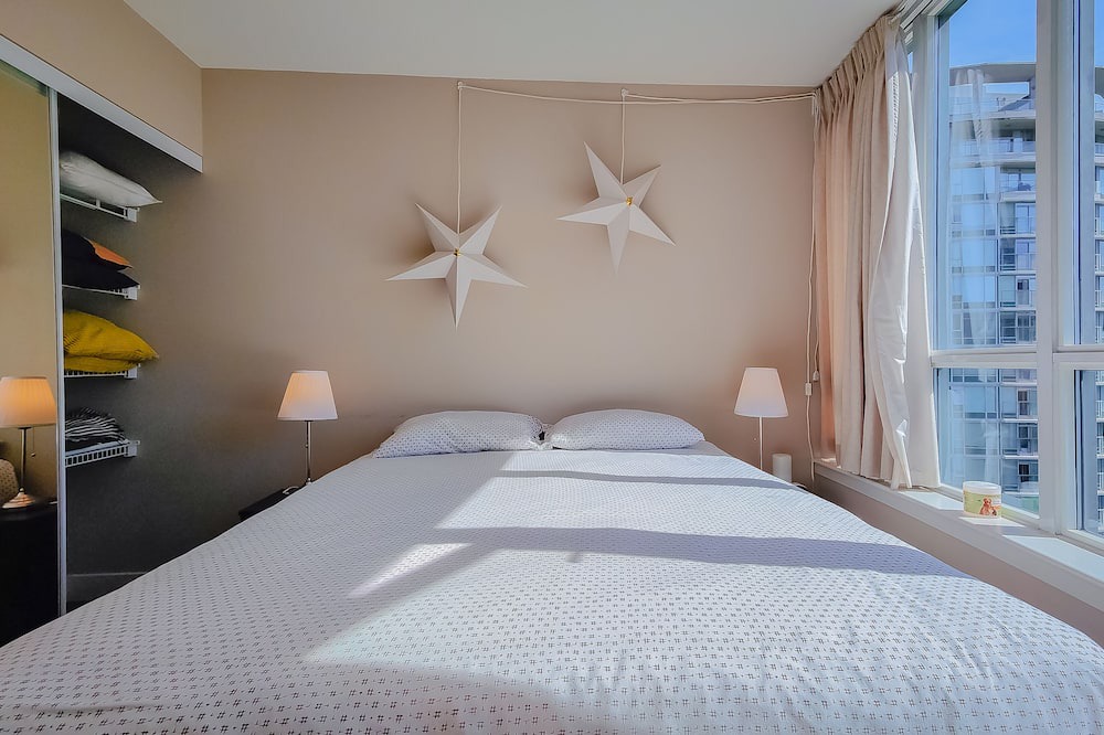 Photo of Bedroom in Crosstown