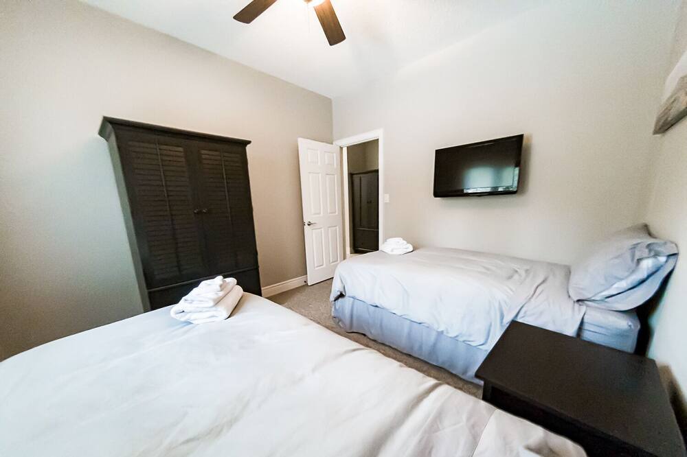 Photo of Bedroom in Stokes Bay