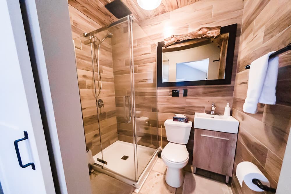 Photo of Bathroom in Stokes Bay