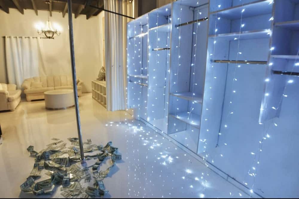 Photo of Bathroom in Mirabel