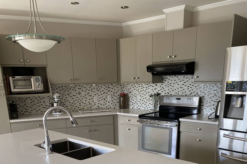 Photo of Kitchen in Sechelt