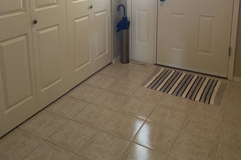 Photo of Bedroom in Sechelt