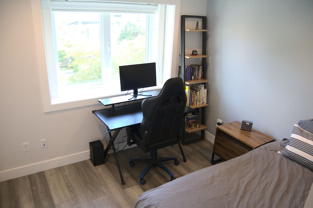 Photo of Bedroom in Riley Park