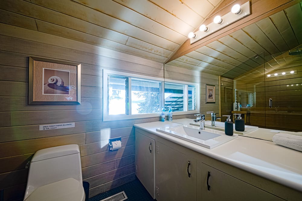 Photo of Bathroom in Vancouver