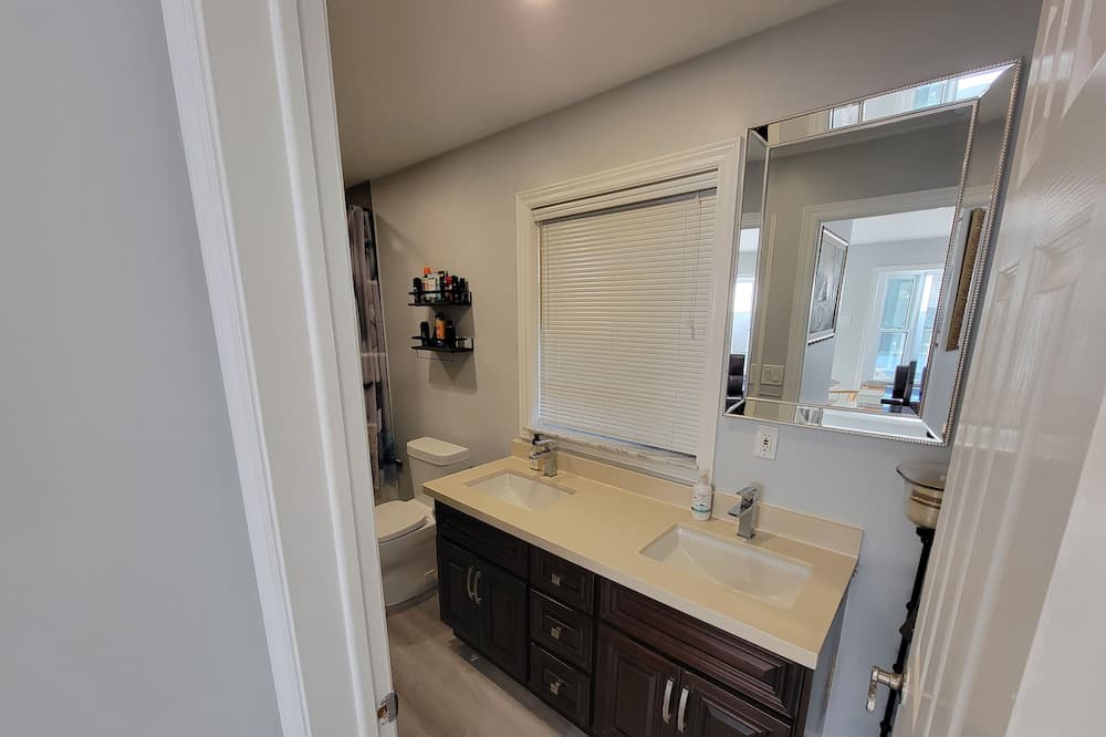 Photo of Bathroom in Ramara