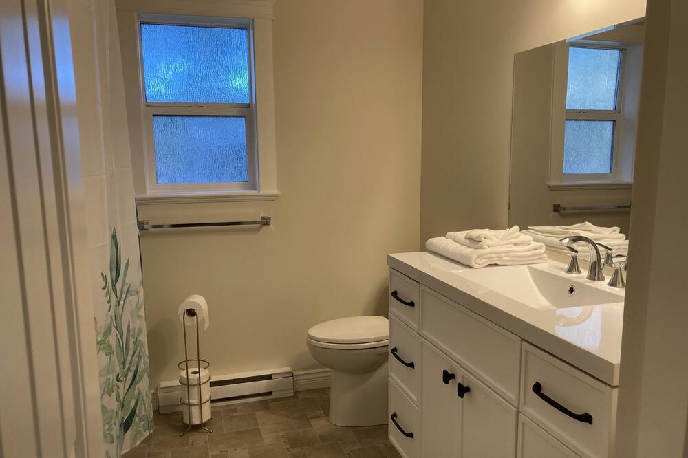 Photo of Bathroom in Comox