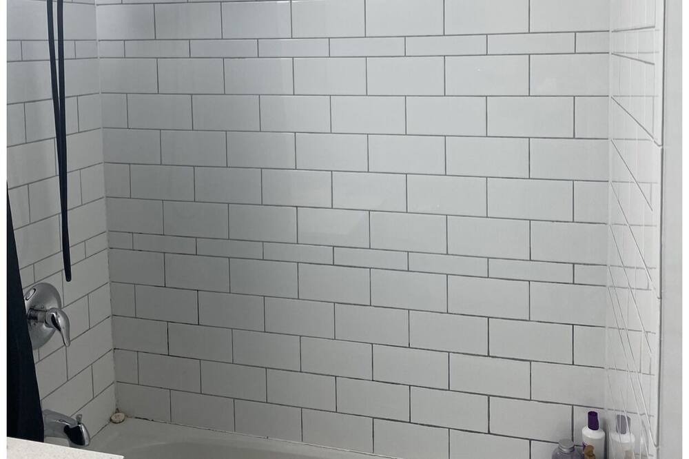 Photo of Bathroom in Parkdale