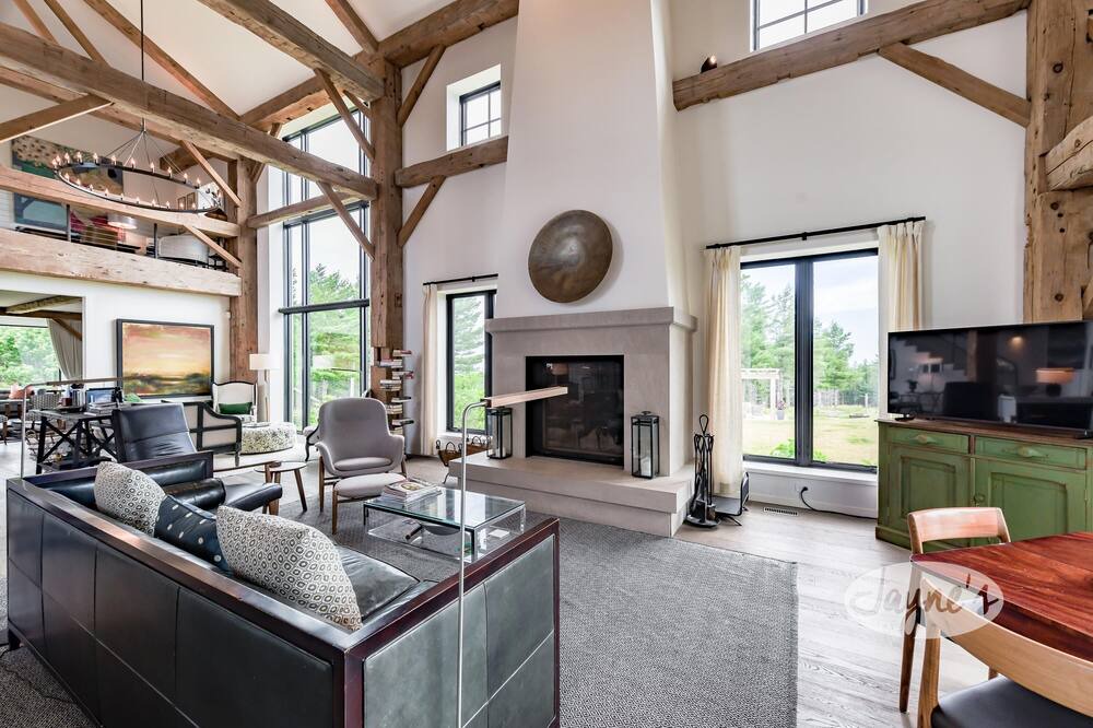 Photo of Livingroom in The Blue Mountains
