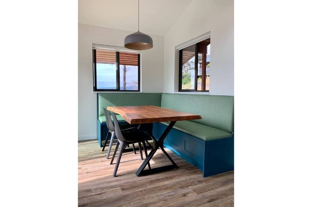 Photo of Bedroom in Halfmoon Bay
