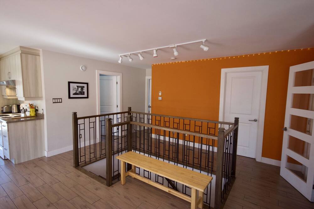 Photo of Livingroom in North Hatley