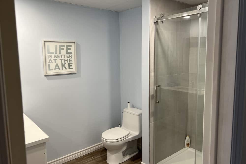 Photo of Bathroom in Litchfield