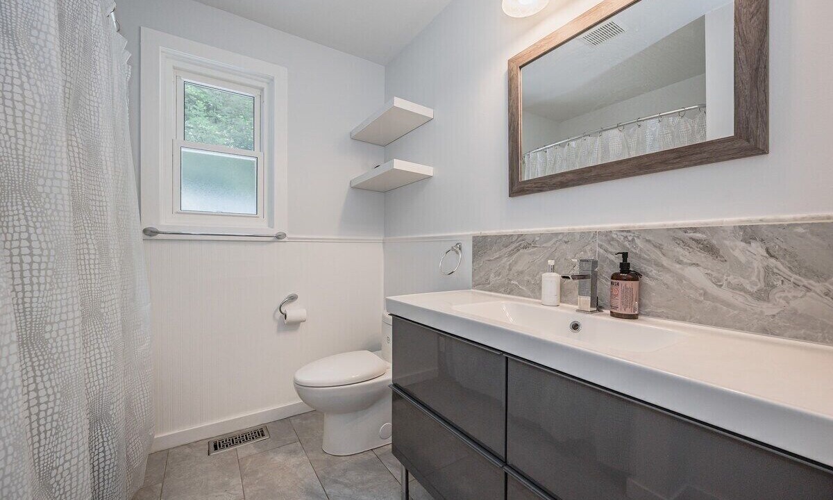 Photo of Bathroom in South Bruce Peninsula
