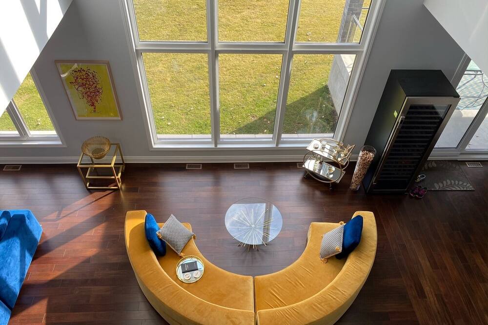 Photo of Livingroom in L'Ile-Bizard
