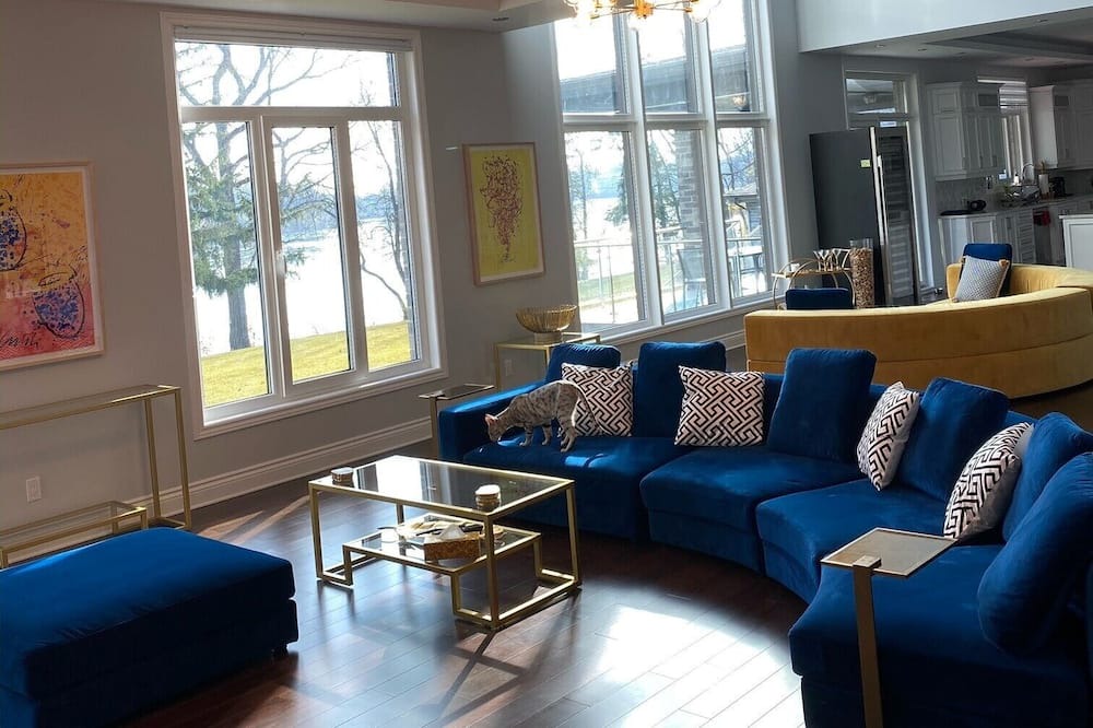 Photo of Livingroom in L'Ile-Bizard