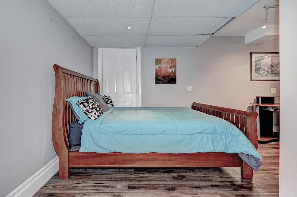Photo of Bedroom in Doon South