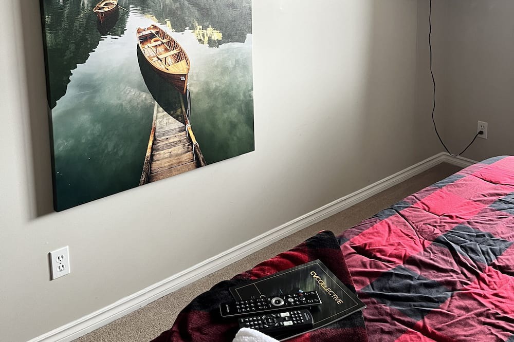 Photo of Bedroom in Courtenay