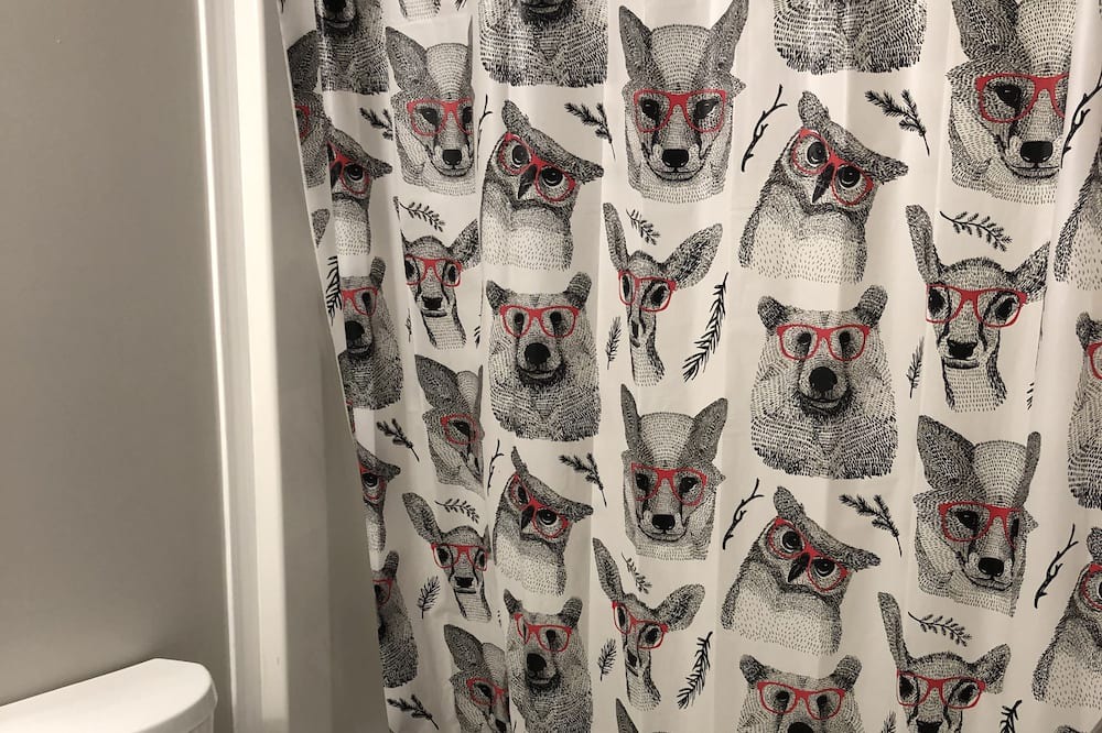 Photo of Bathroom in Courtenay