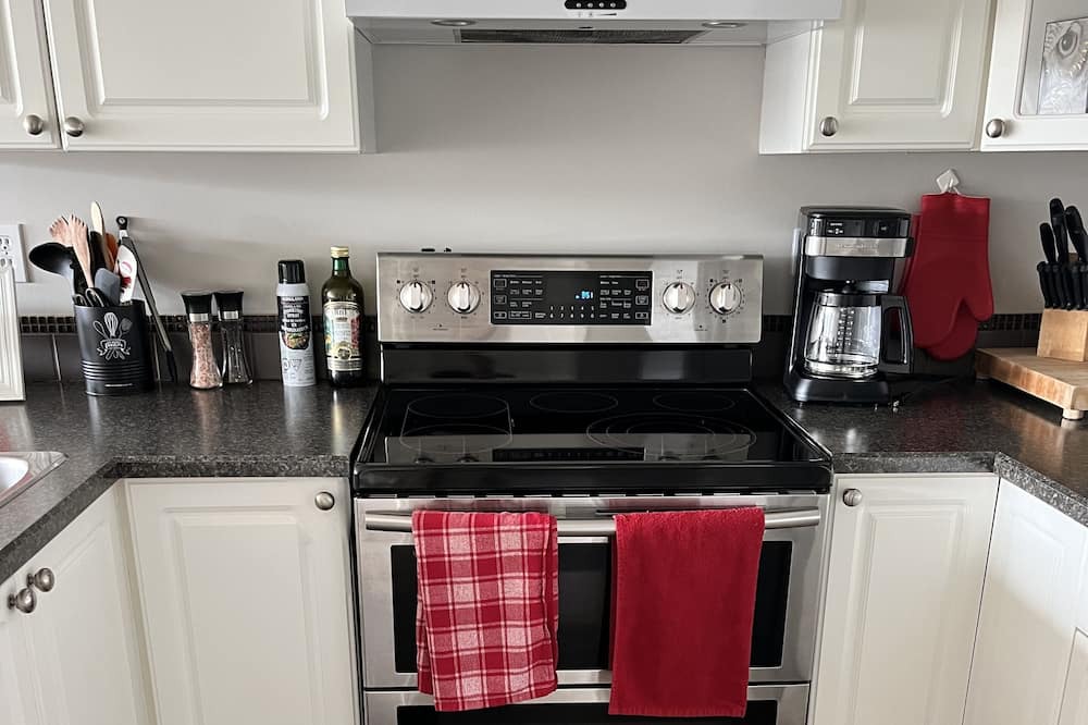 Photo of Kitchen in Courtenay