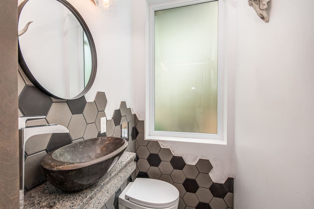 Photo of Bathroom in Verdun