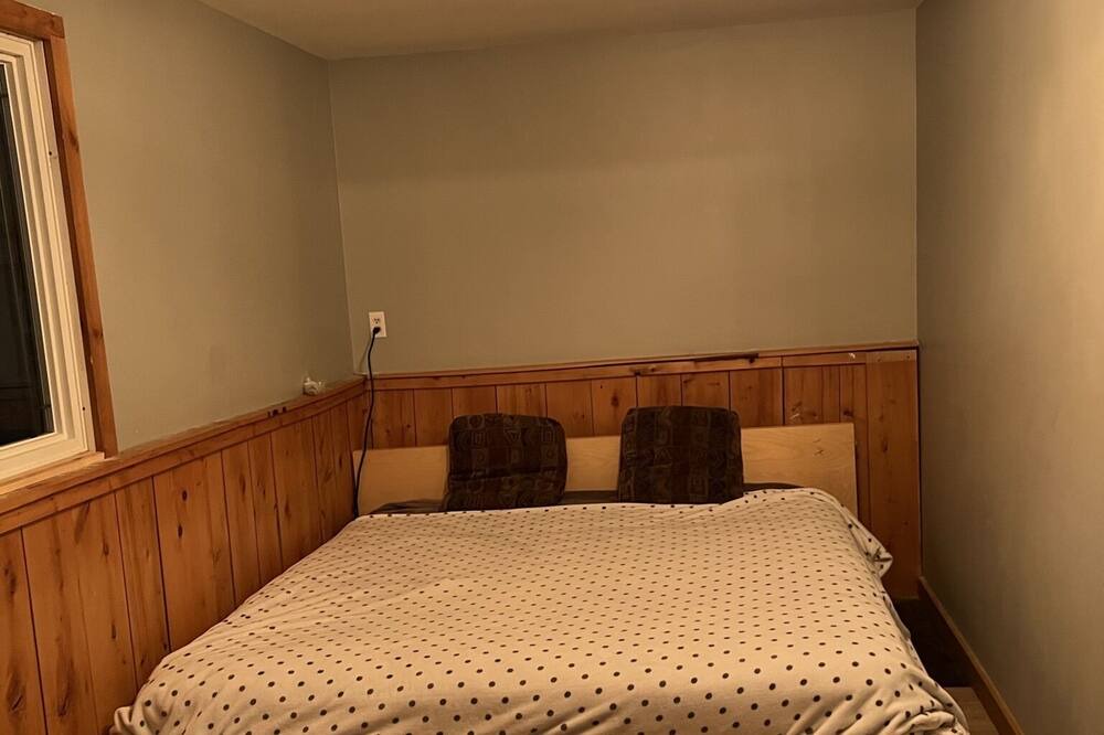 Photo of Bedroom in Coldwater
