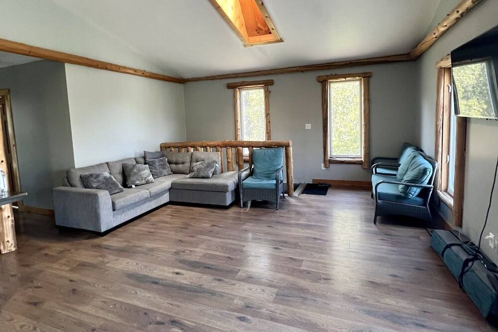 Photo of Livingroom in Coldwater