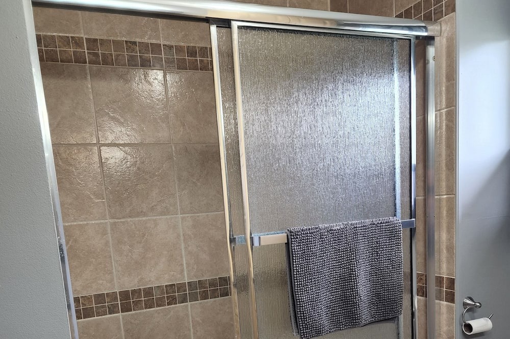 Photo of Bathroom in Front of Yonge