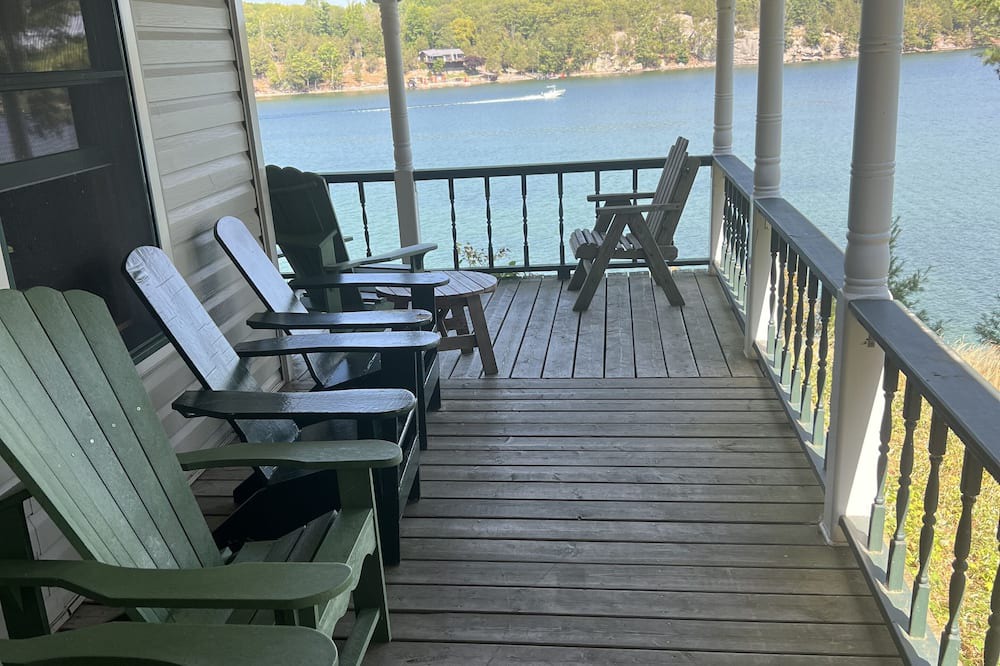 Photo of Patio Balcony in Leeds and the Thousand Islands