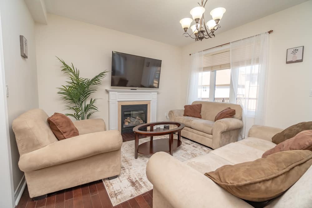 Photo of Livingroom in Waterloo