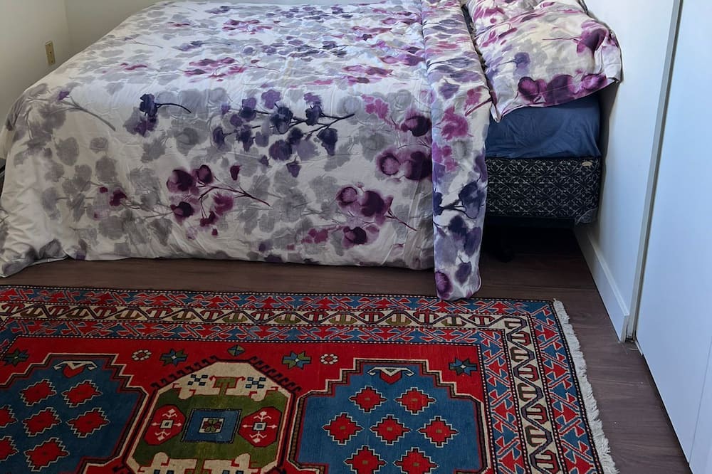 Photo of Bedroom in Central Lonsdale