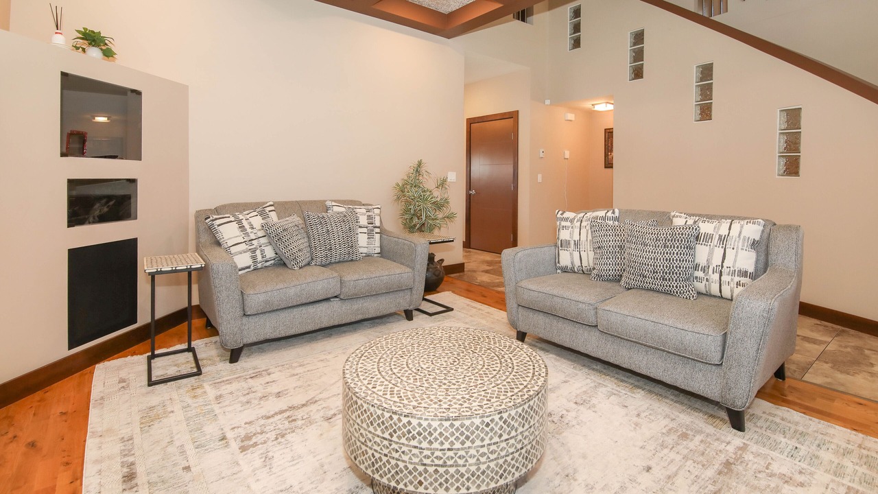 Photo of Livingroom in Red Deer