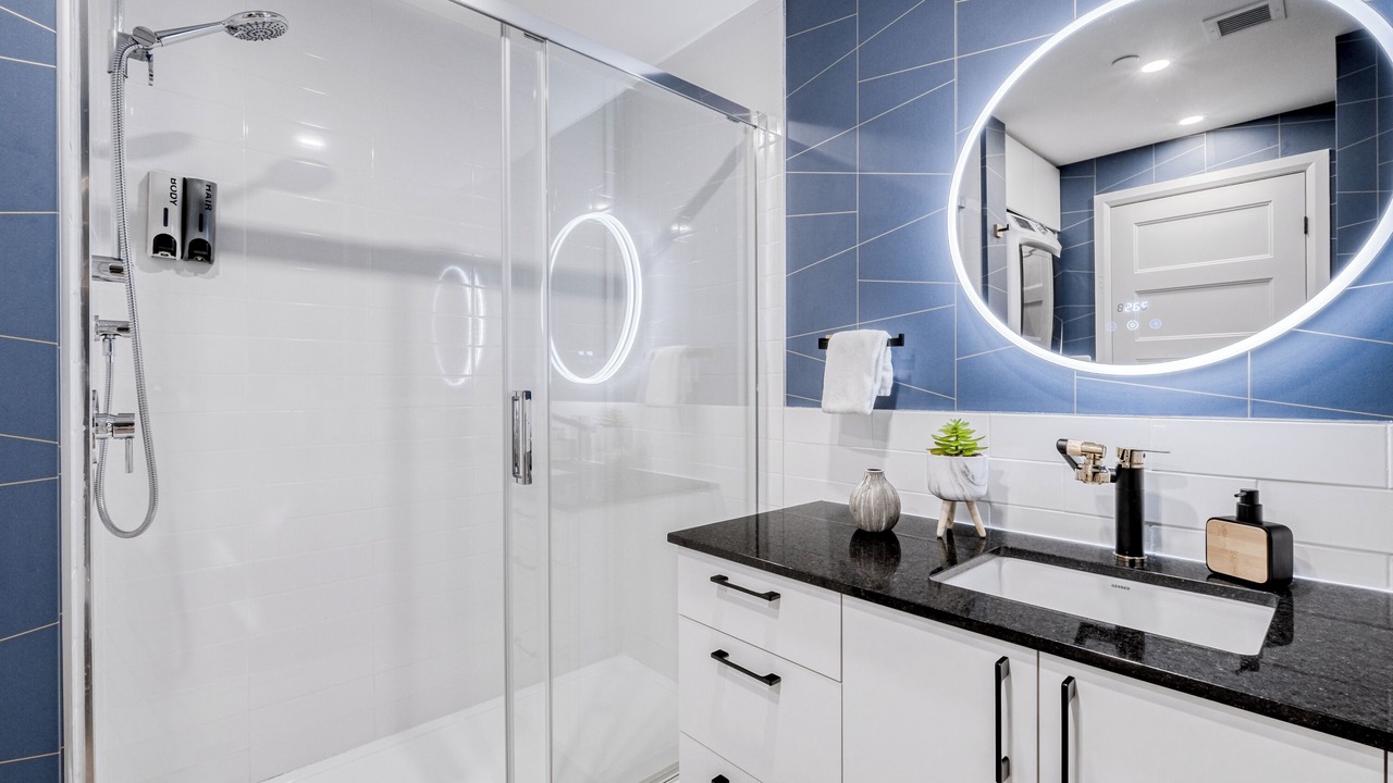 Photo of Bathroom in Saint-Roch