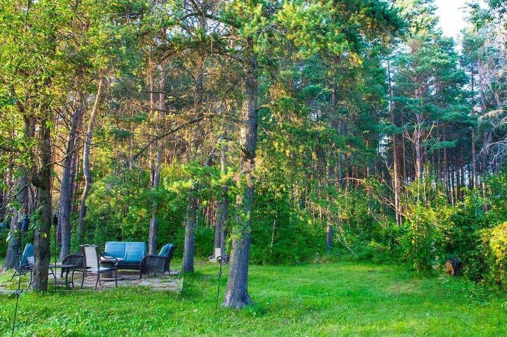 Photo of Outdoor in Joly