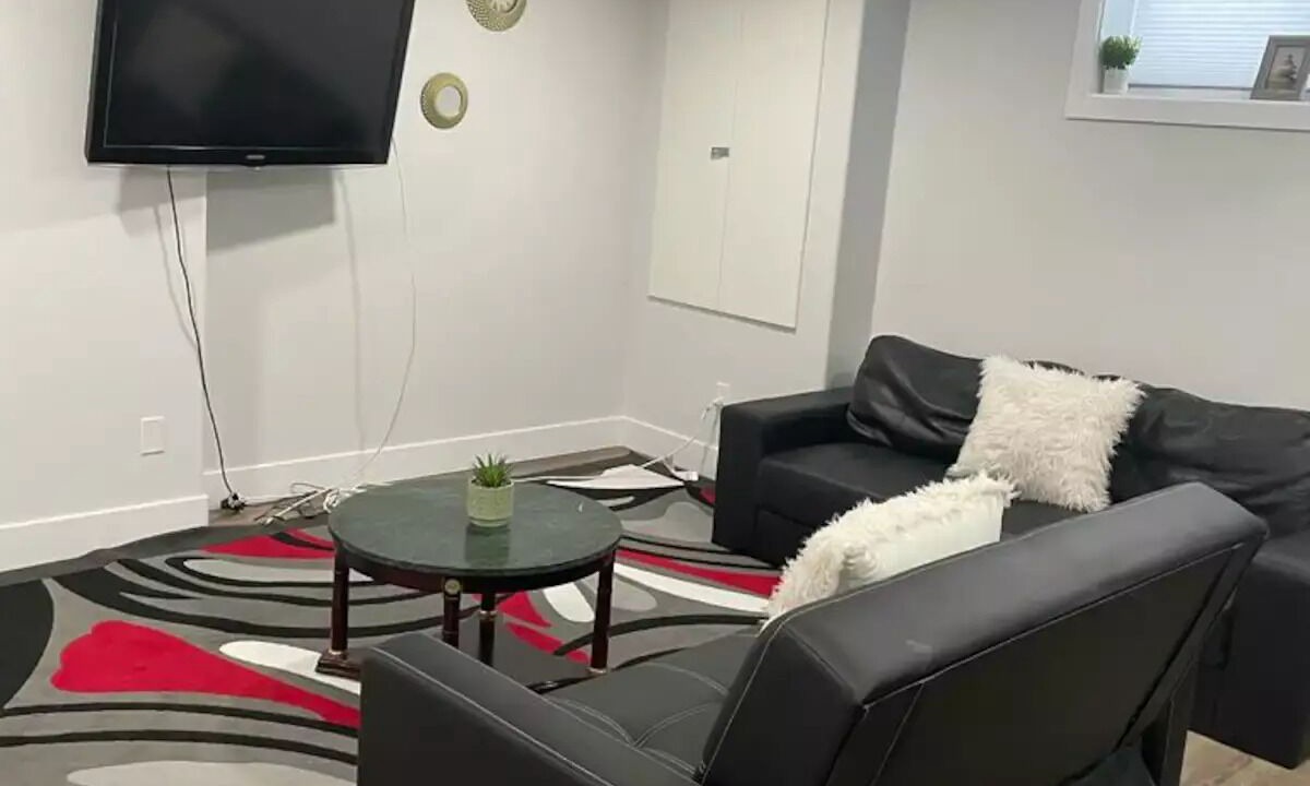 Photo of Livingroom in Northeast Edmonton