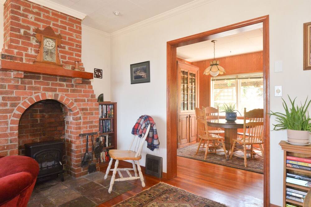 Photo of Livingroom in Union Bay