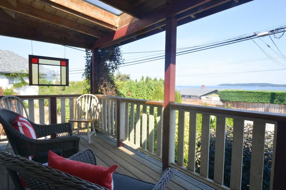 Photo of Outdoor in Union Bay