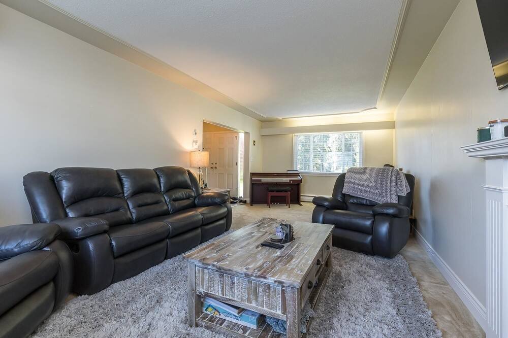 Photo of Livingroom in Chilliwack Proper Village West