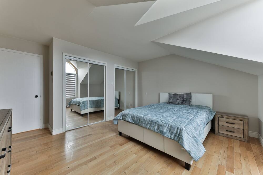 Photo of Bedroom in Repentigny
