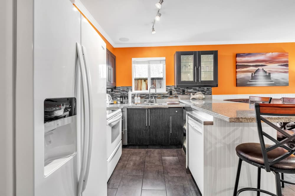 Photo of Kitchen in Riley Park