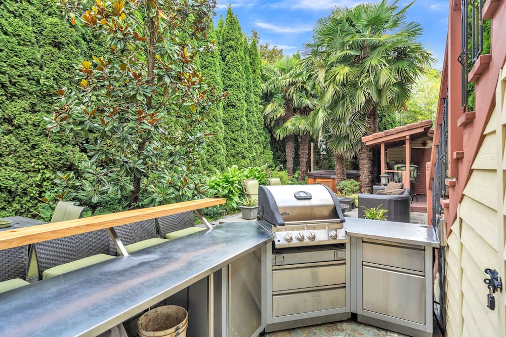 Photo of Kitchen in Riley Park