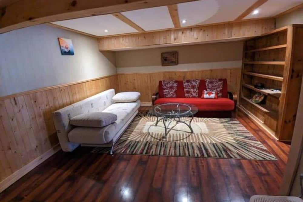 Photo of Livingroom in Meaford
