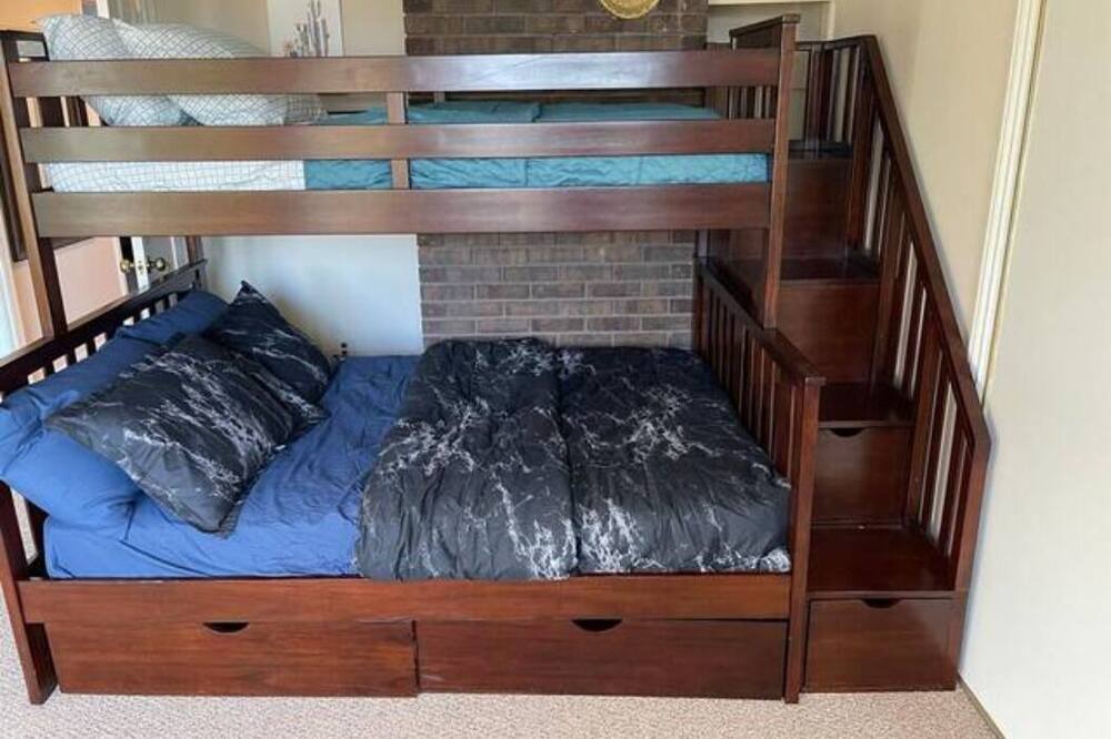 Photo of Bedroom in Meaford
