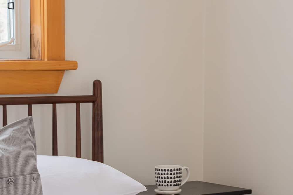 Photo of Bedroom in Utterson
