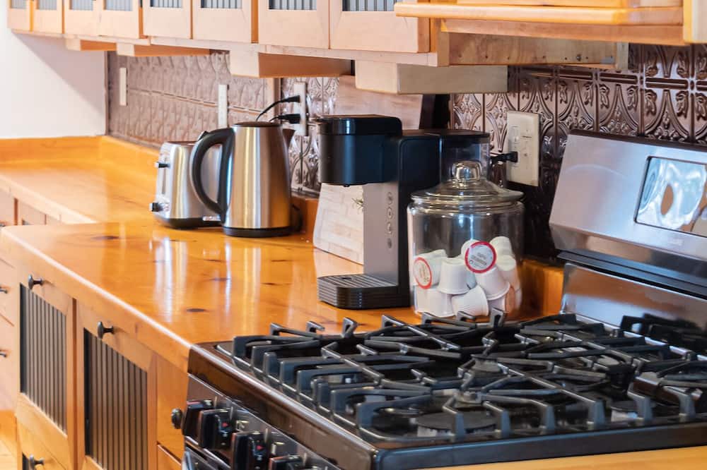 Photo of Kitchen in Utterson