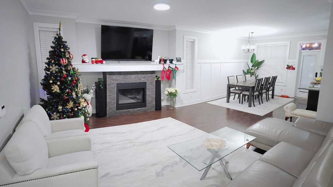 Photo of Livingroom in South Newton