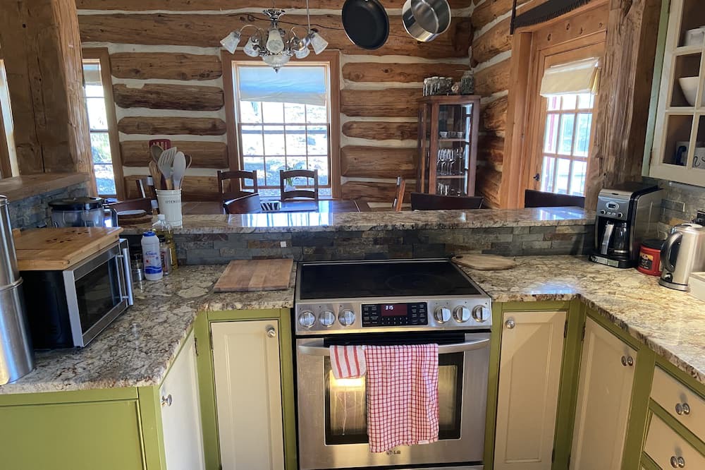 Photo of Kitchen in Mountain Grove