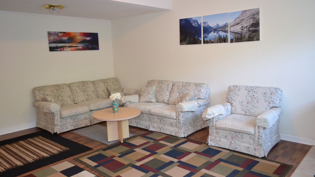 Photo of Livingroom in Surrey